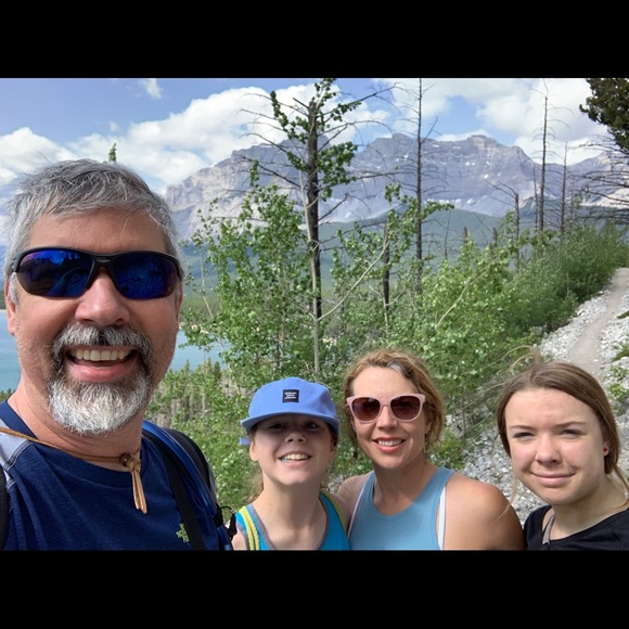 🌺✨Posh Ambassador, Kristi!✨🌺 - Picture 3 of 9